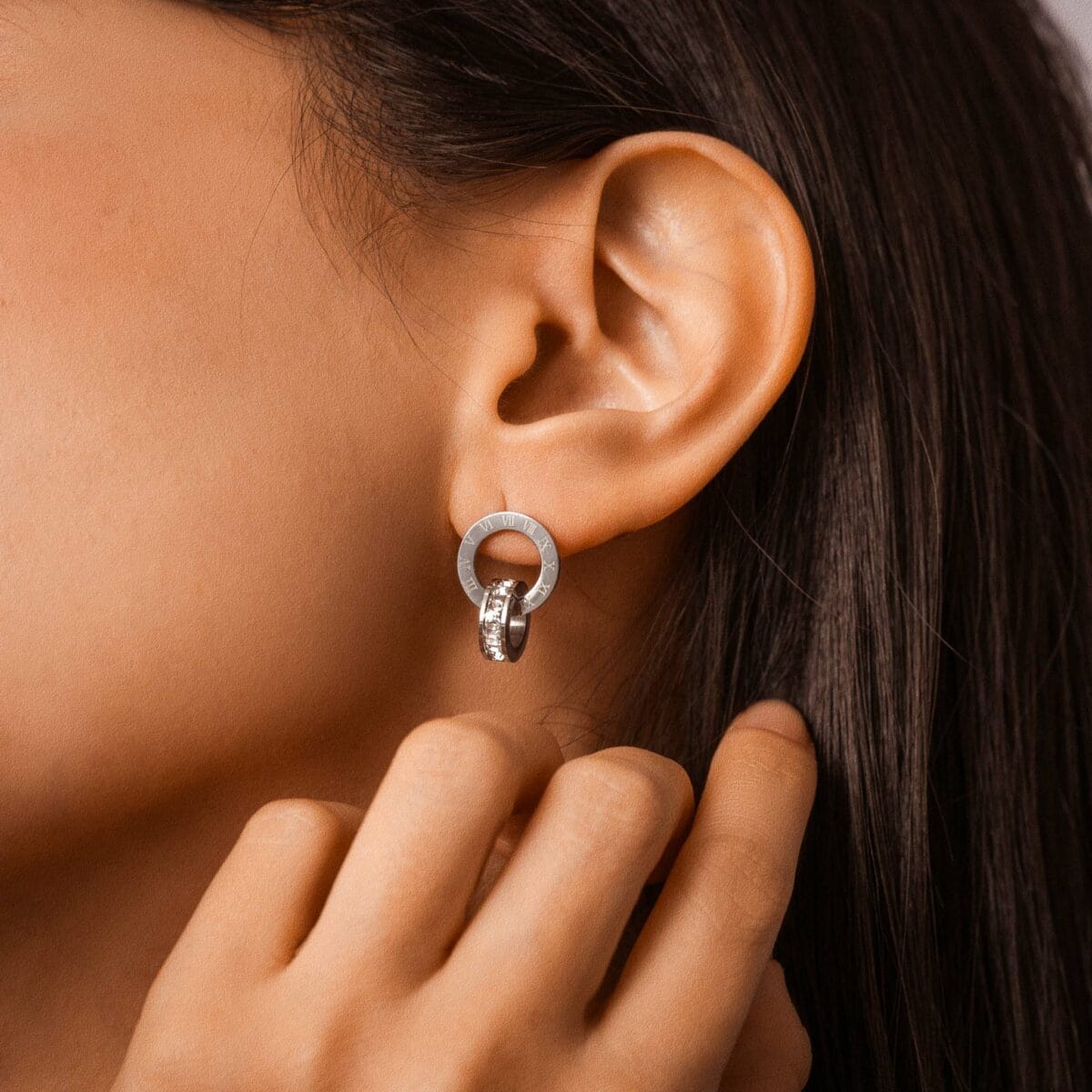 https://m.clubbella.co/product/roma/ Roma earrings (2)