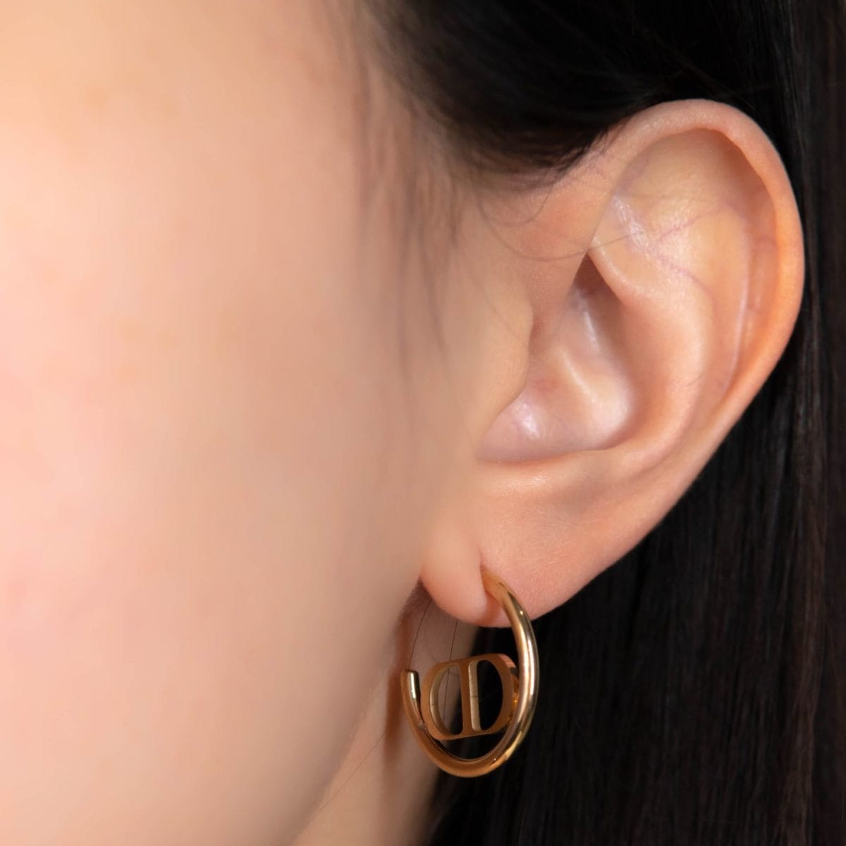 https://m.clubbella.co/product/dale-earrings/ Dale earring (1)
