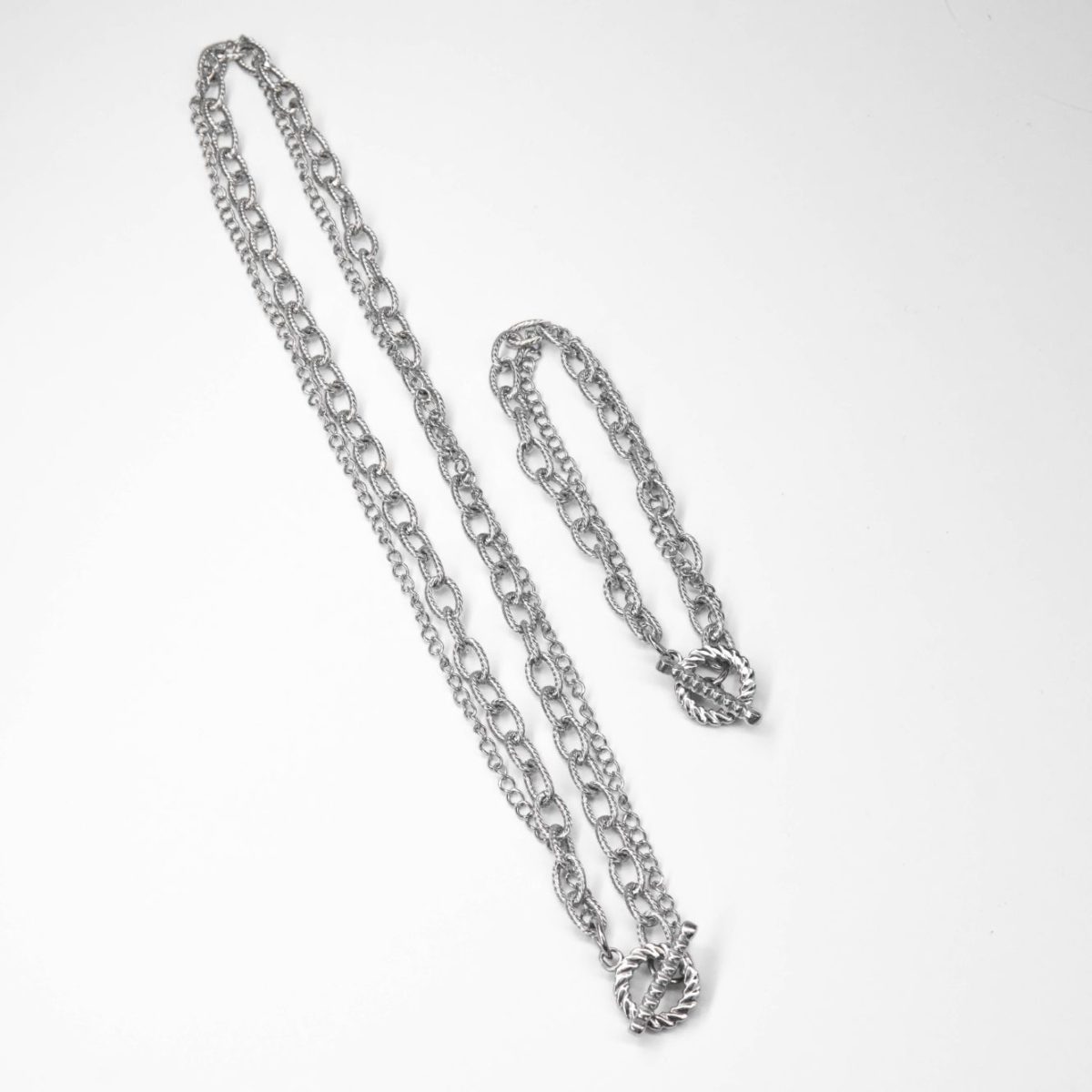 https://m.clubbella.co/product/kai-silver-bracelet/ Kai Bracelet Silver (1)