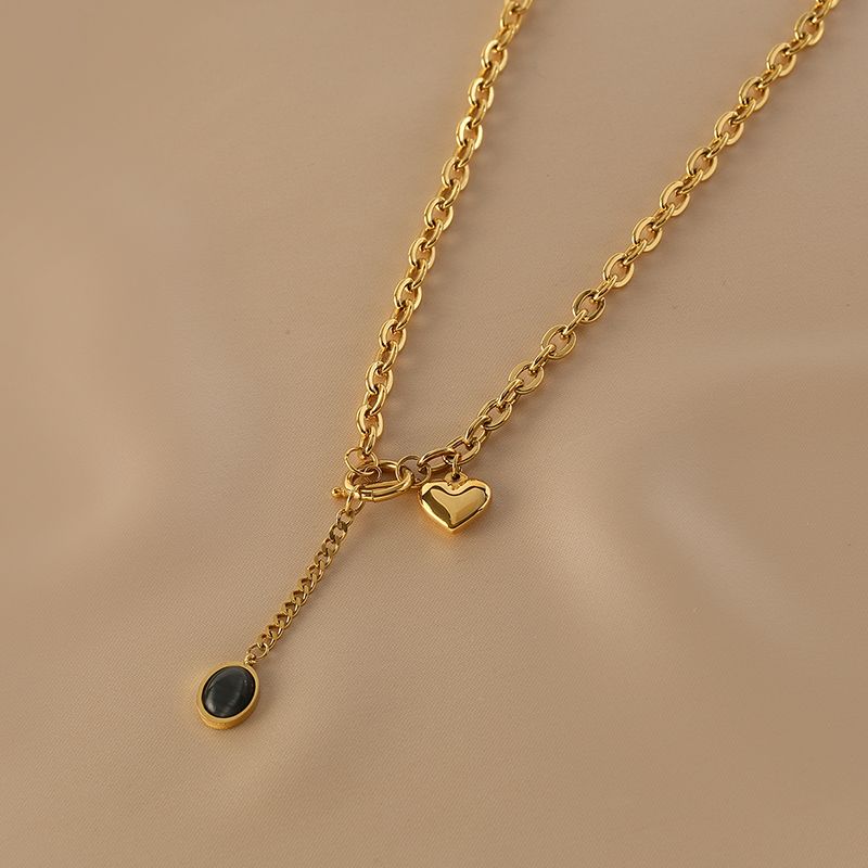 https://m.clubbella.co/product/atelier-heart-pendant-chic-necklace/ Atelier Heart Pendant Chic Necklace (9)