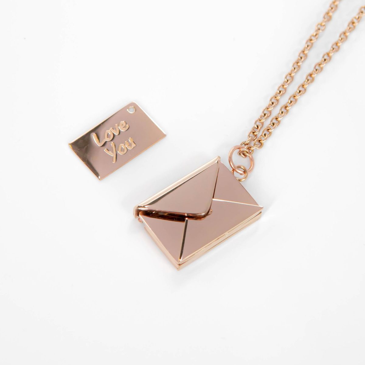 https://m.clubbella.co/product/love-letter-18k-rose-gold-plated-necklace/ Love letter necklace (2)
