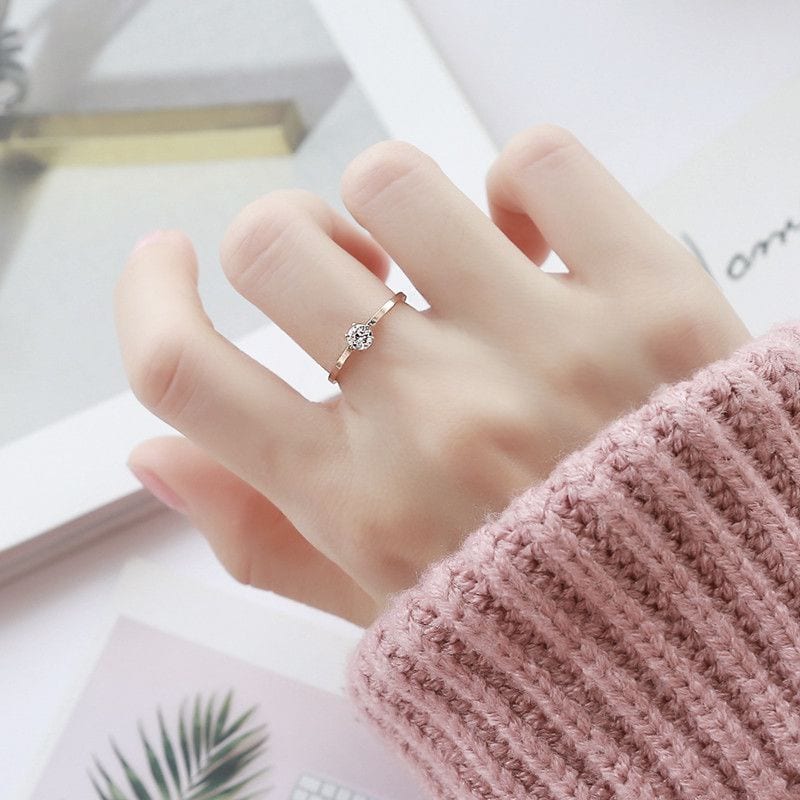 https://m.clubbella.co/product/molten-rose-gold-solitary-ring/ Molten Rose Gold minimal zircon ring (5)