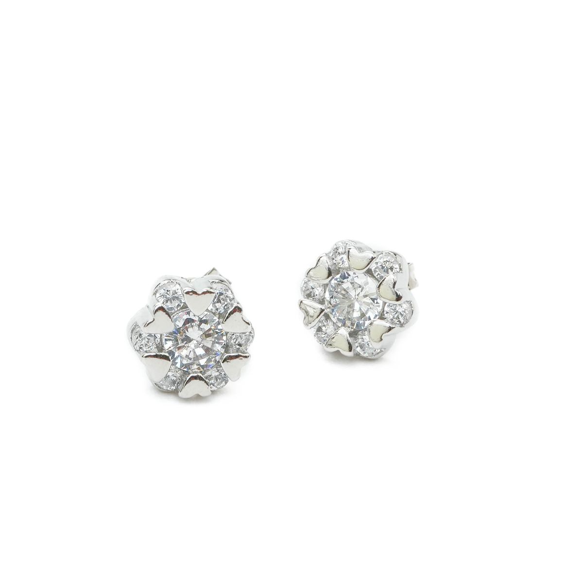 https://m.clubbella.co/product/ariah-edelweiss-sterling-silver-earrings/ Ariah Edelweiss Sterling Earrings (2)