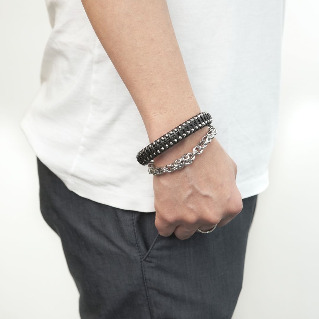 https://m.clubbella.co/product/silver-beads-leather-bracelet-xl/ silverbeadsbracelet (2)