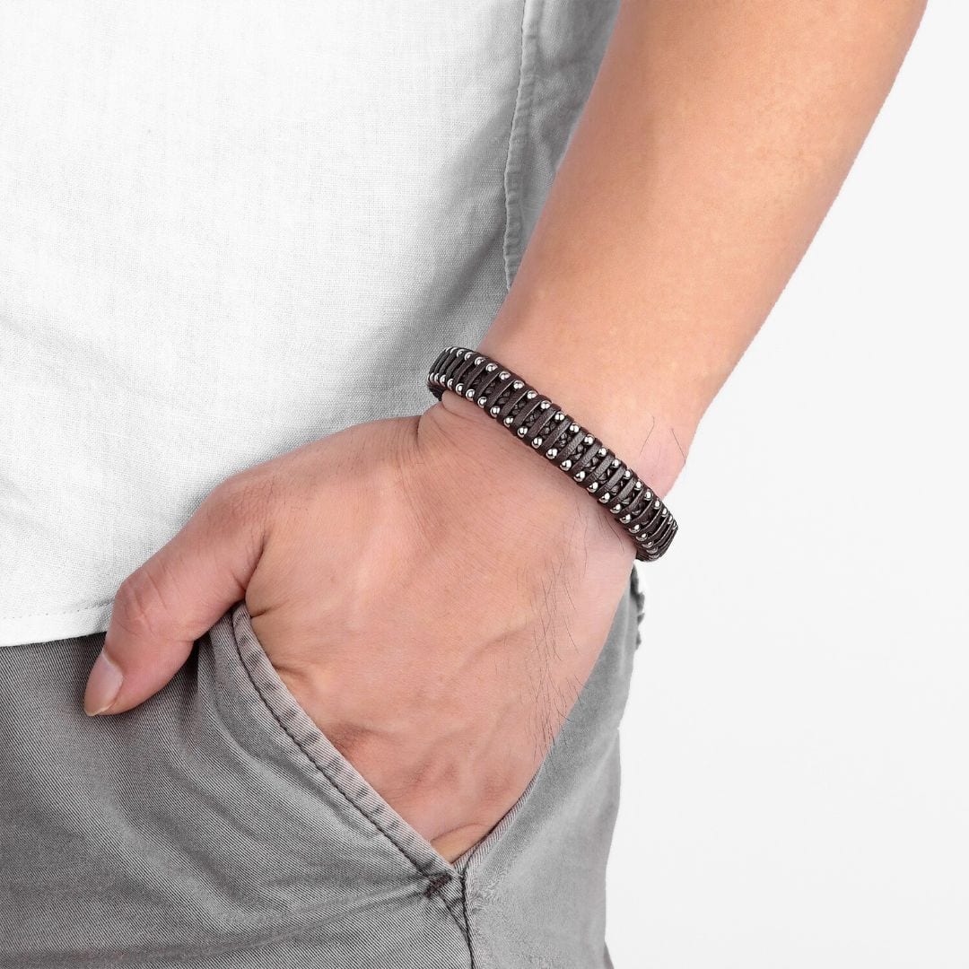 https://m.clubbella.co/product/silver-beads-leather-bracelet-xl/ silverbeadsbracelet (3)
