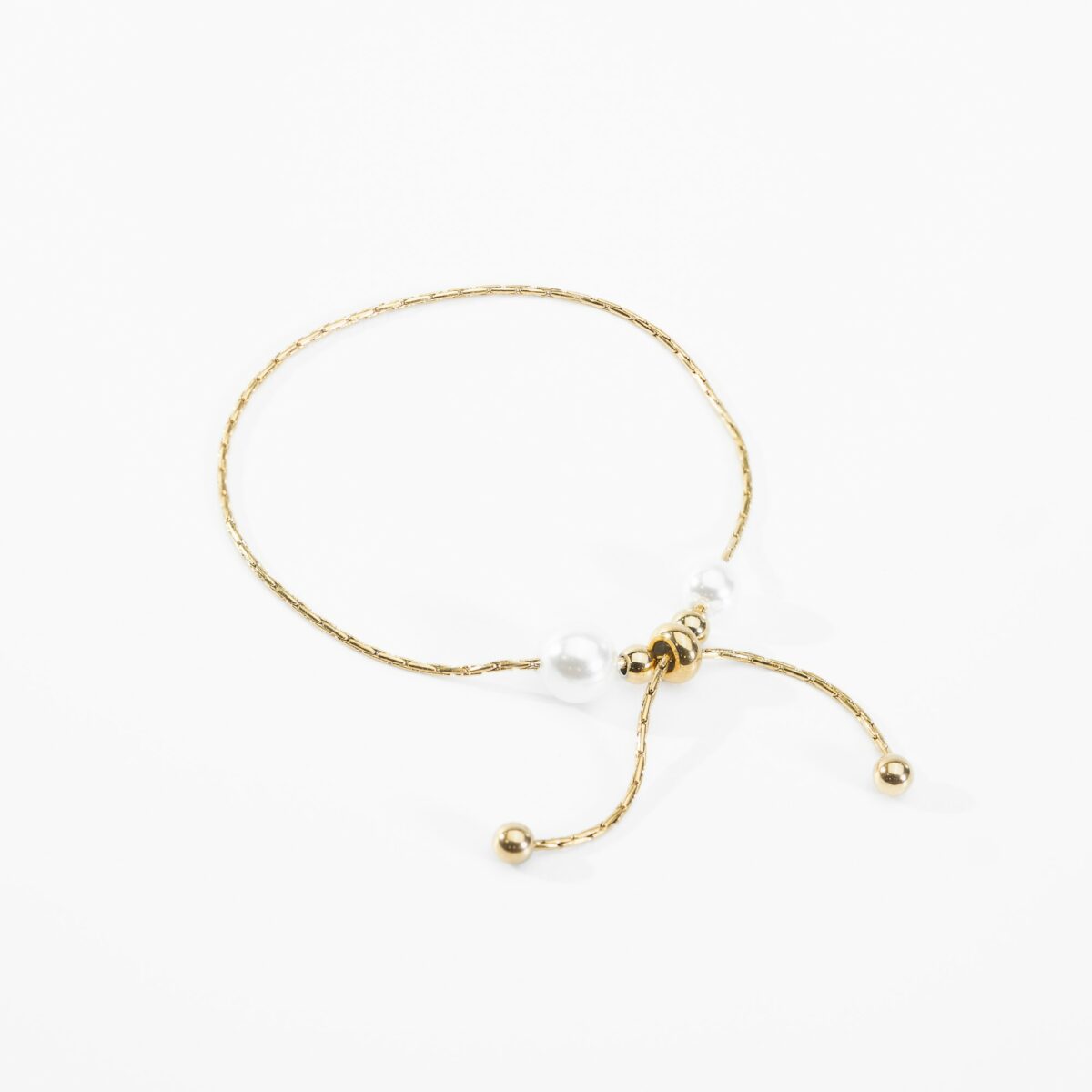 https://m.clubbella.co/product/adjustable-pearl-bracelet/ NOV-16