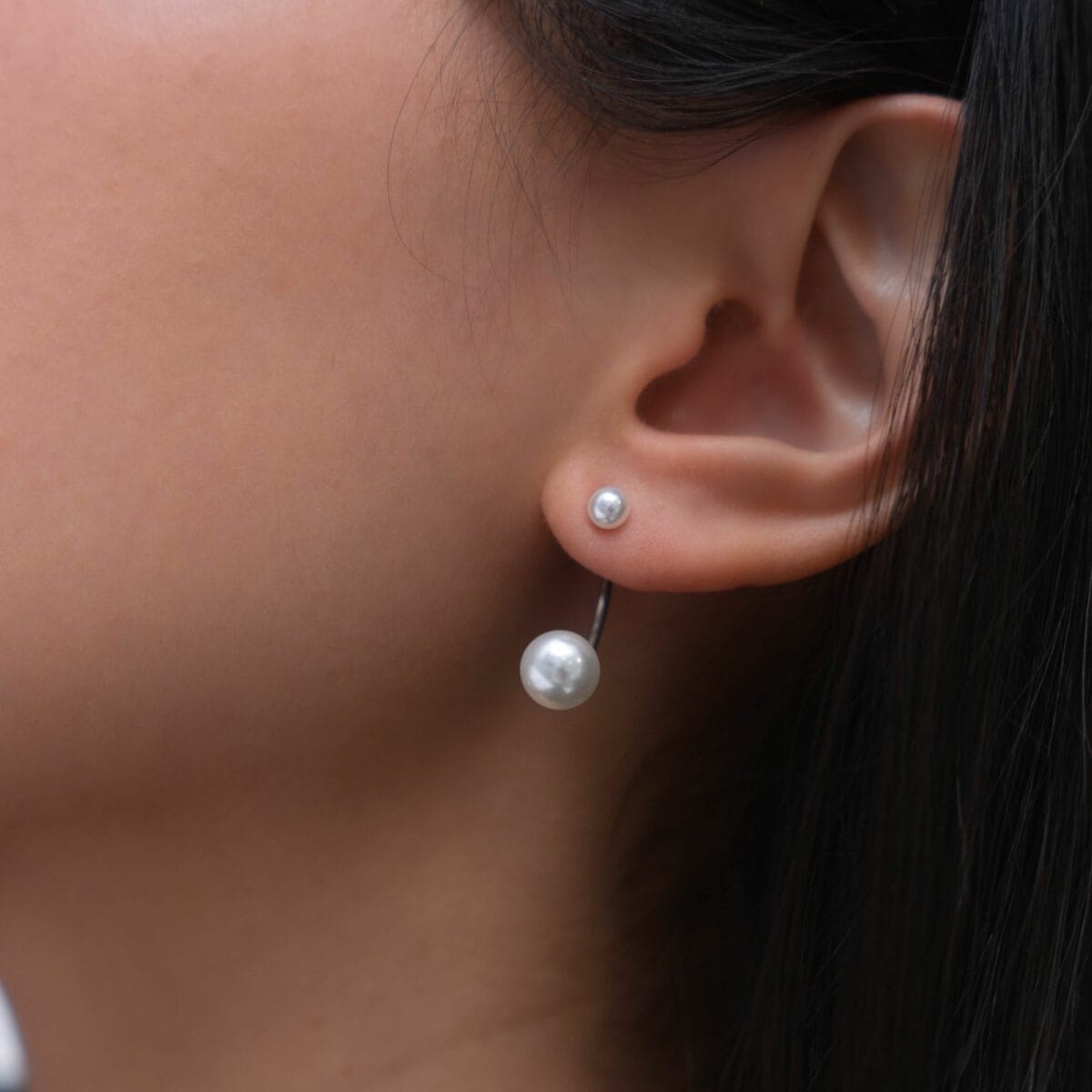 https://m.clubbella.co/product/silver-twin-pearl-earrings/ DSC00189