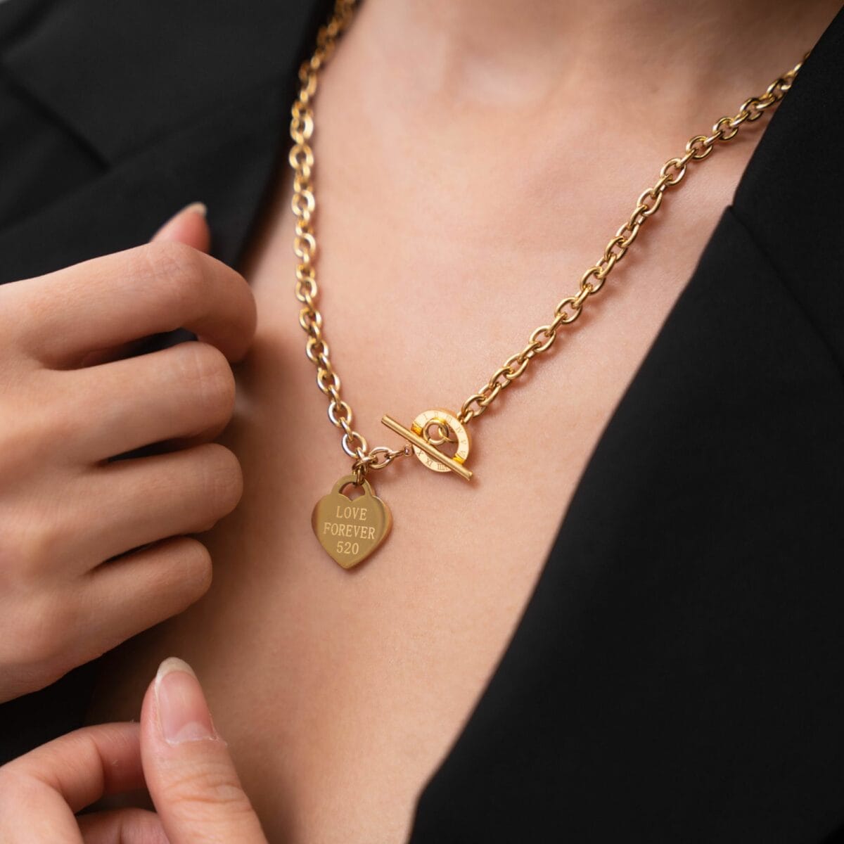 https://m.clubbella.co/product/gold-forever-heart-pendant-necklace/ DSC00211