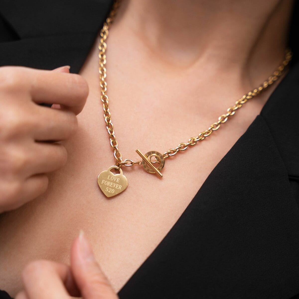 https://m.clubbella.co/product/gold-forever-heart-pendant-necklace/ DSC00213