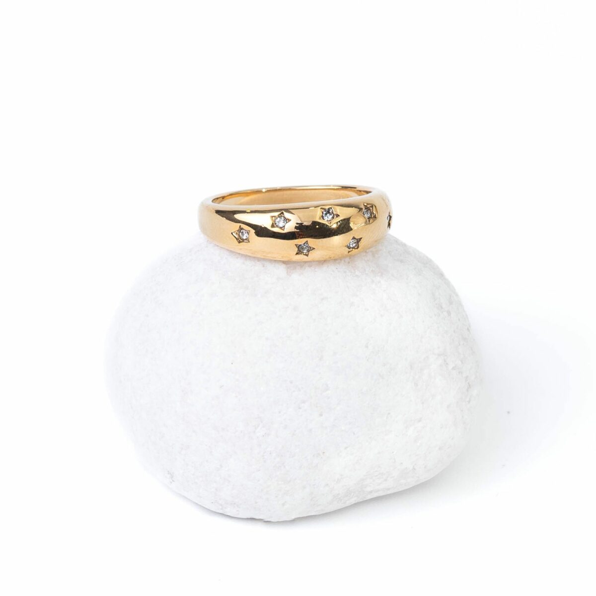 https://m.clubbella.co/product/18k-gold-plated-sparkles-ring/ DSC00387-Edit-2