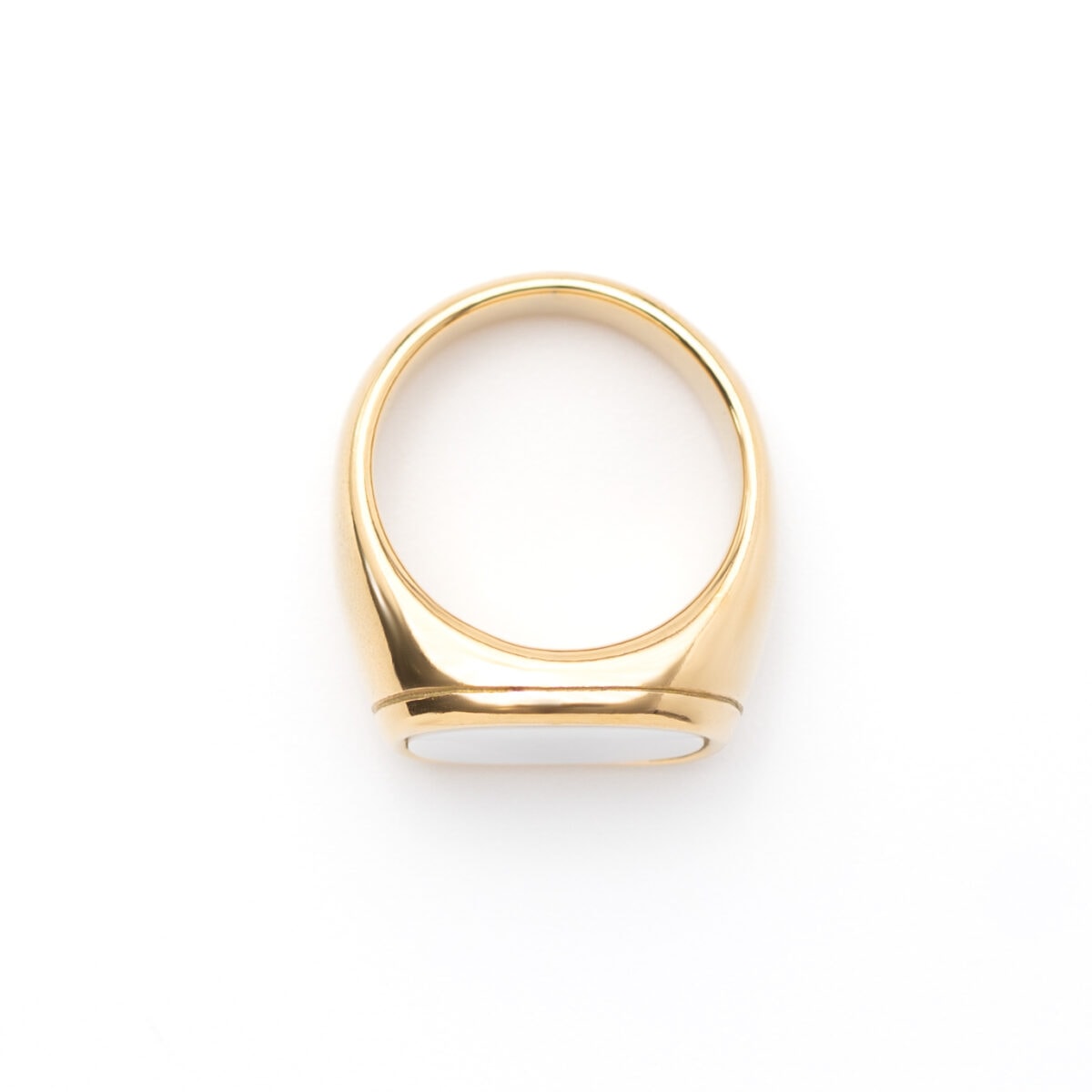 https://m.clubbella.co/product/gold-nacre-signet-ring/ Resized (25 of 134)