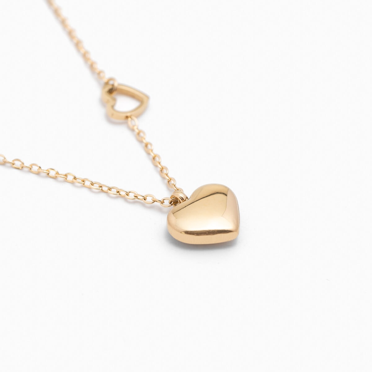 https://m.clubbella.co/product/bliss-duo-heart-necklace/ Bliss Duo heart necklace (1)