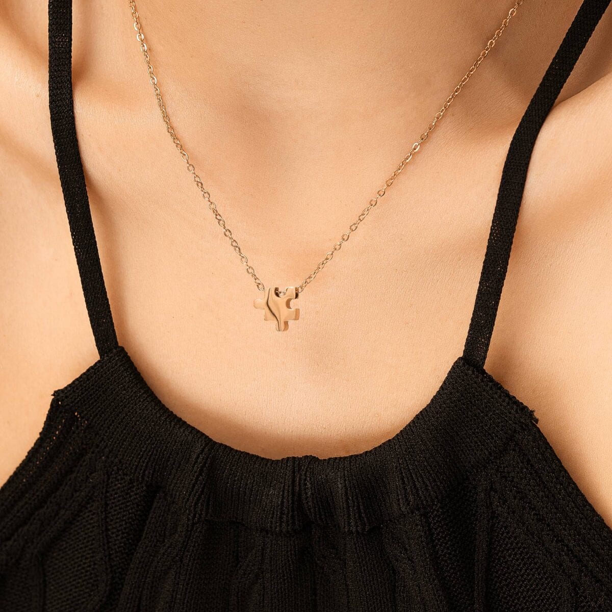 https://m.clubbella.co/product/duna-rose-gold-puzzle-charm-necklace/ Duna Puzzle Rose Gold Charm Necklace (2)