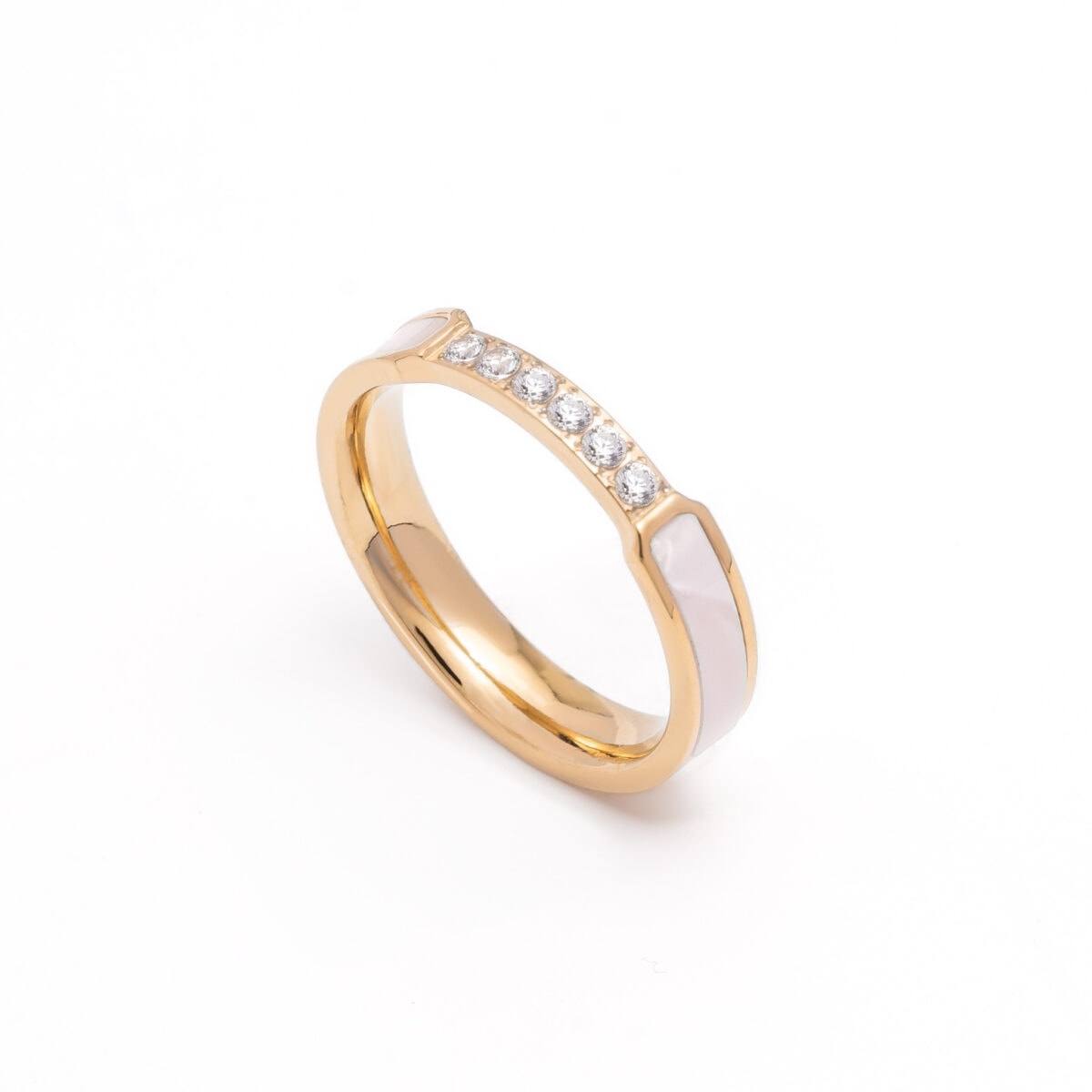 https://m.clubbella.co/product/lace-nacre-staple-ring/ Lace Nacre Gold Ring (2)