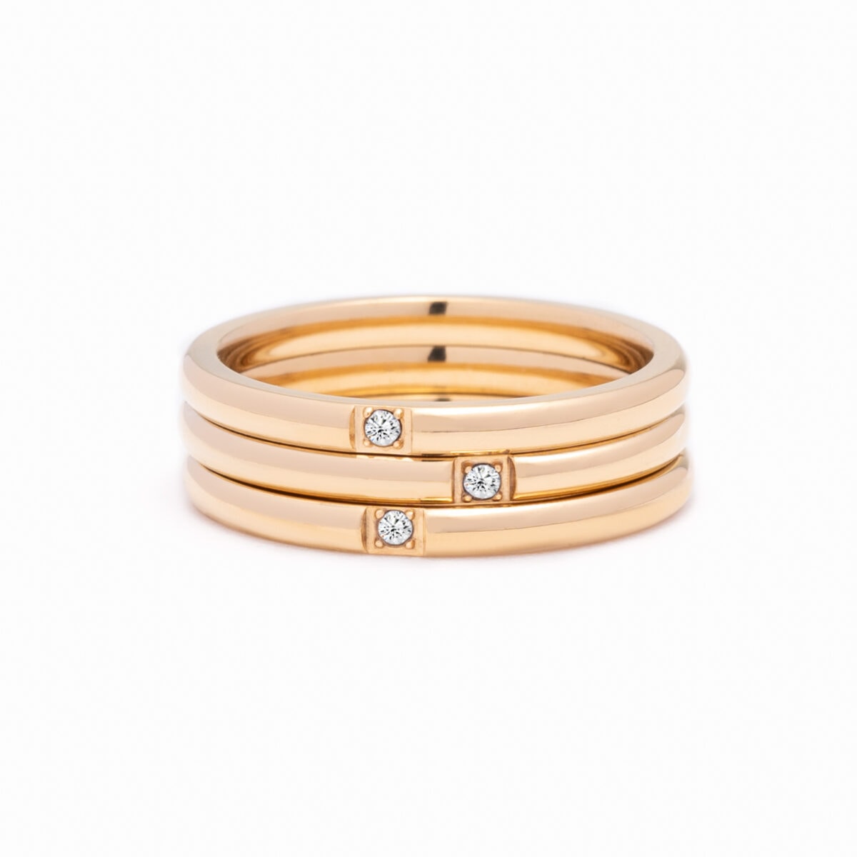 https://m.clubbella.co/product/spark-solitaire-minimal-ring/ Spark solitaire Minimal RIng (3)