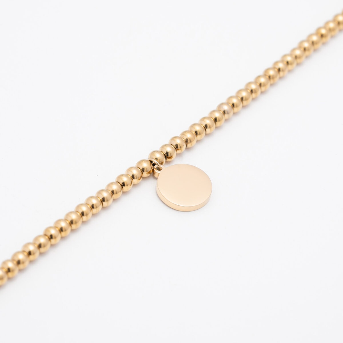 https://m.clubbella.co/product/vanila-gold-beaded-bracelet/ Vanila gold beaded bracelet (1)