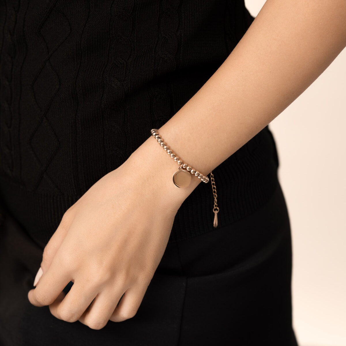 https://m.clubbella.co/product/vanila-rose-gold-beaded-bracelet/ Vanilla Beaded Rose Gold Bracelet (4)