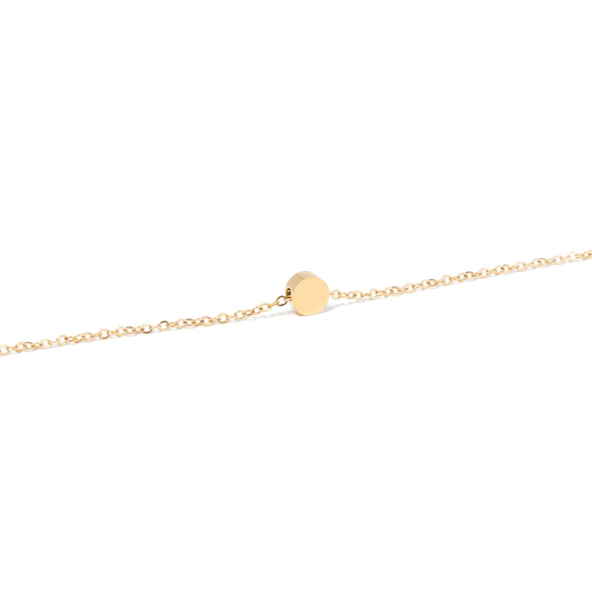 https://m.clubbella.co/product/dainty-sphere-necklace/ Dainty Sphere Necklace (2)