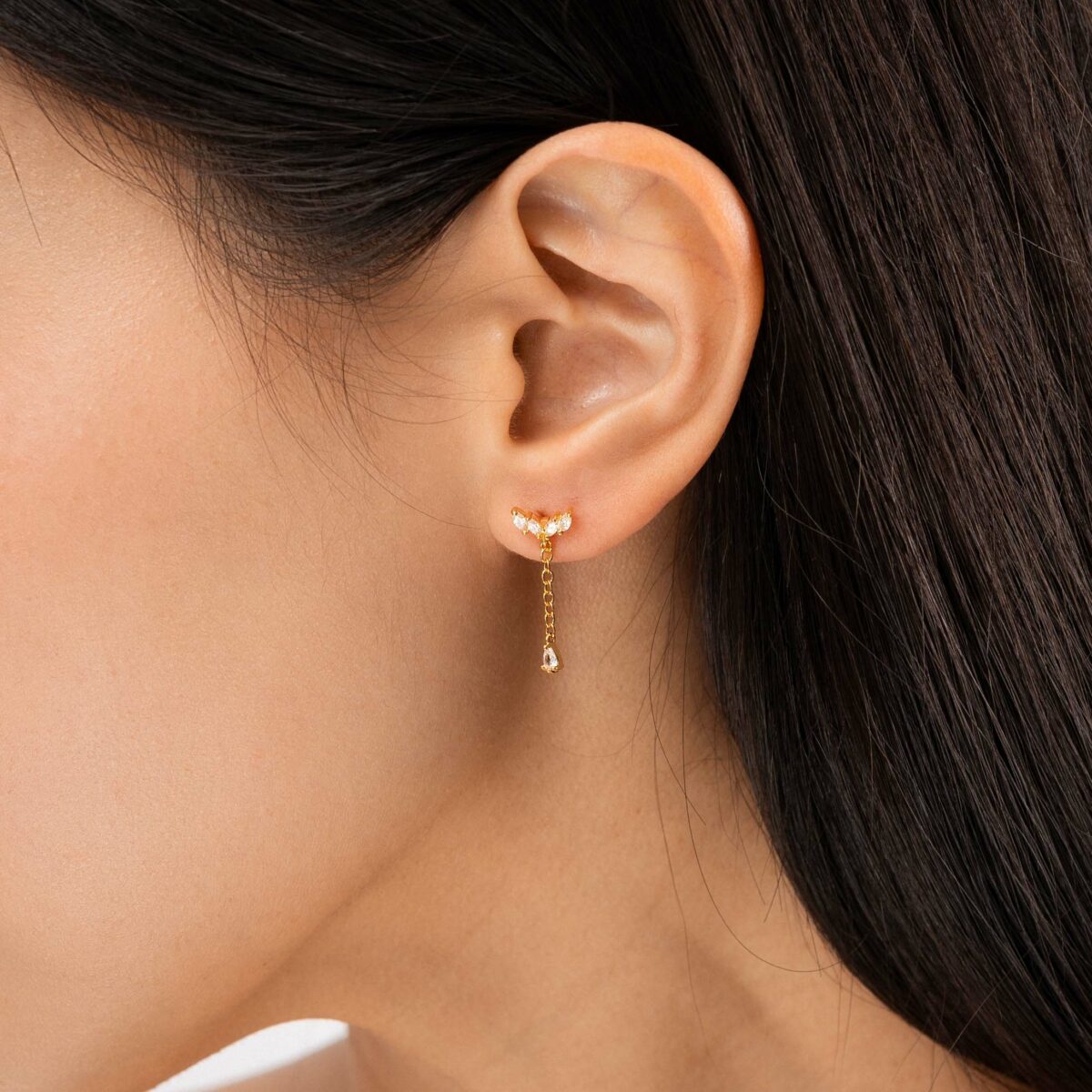 https://m.clubbella.co/product/helix-earrings-24k-gold-plated/ HELIX EARRINGS (4)